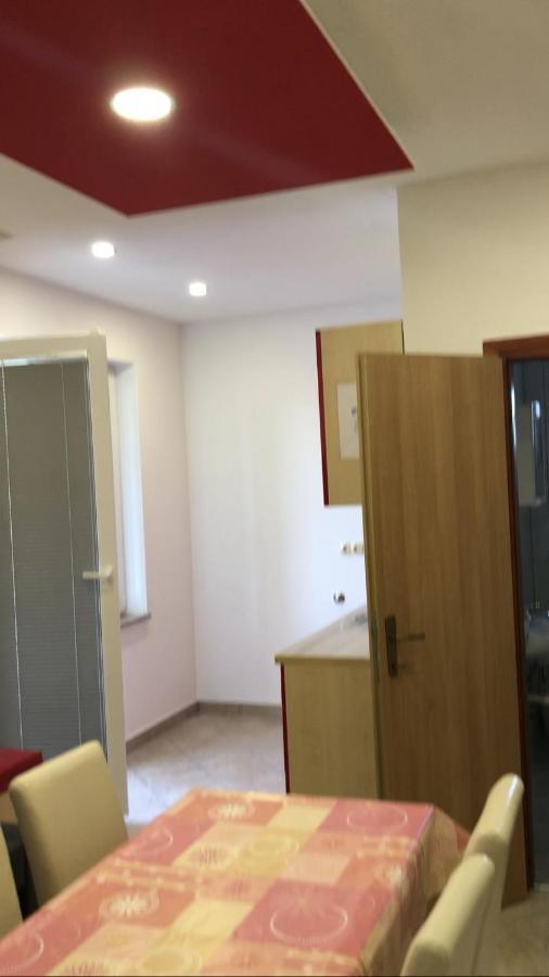 Miro Apartmani Razanac Exterior photo