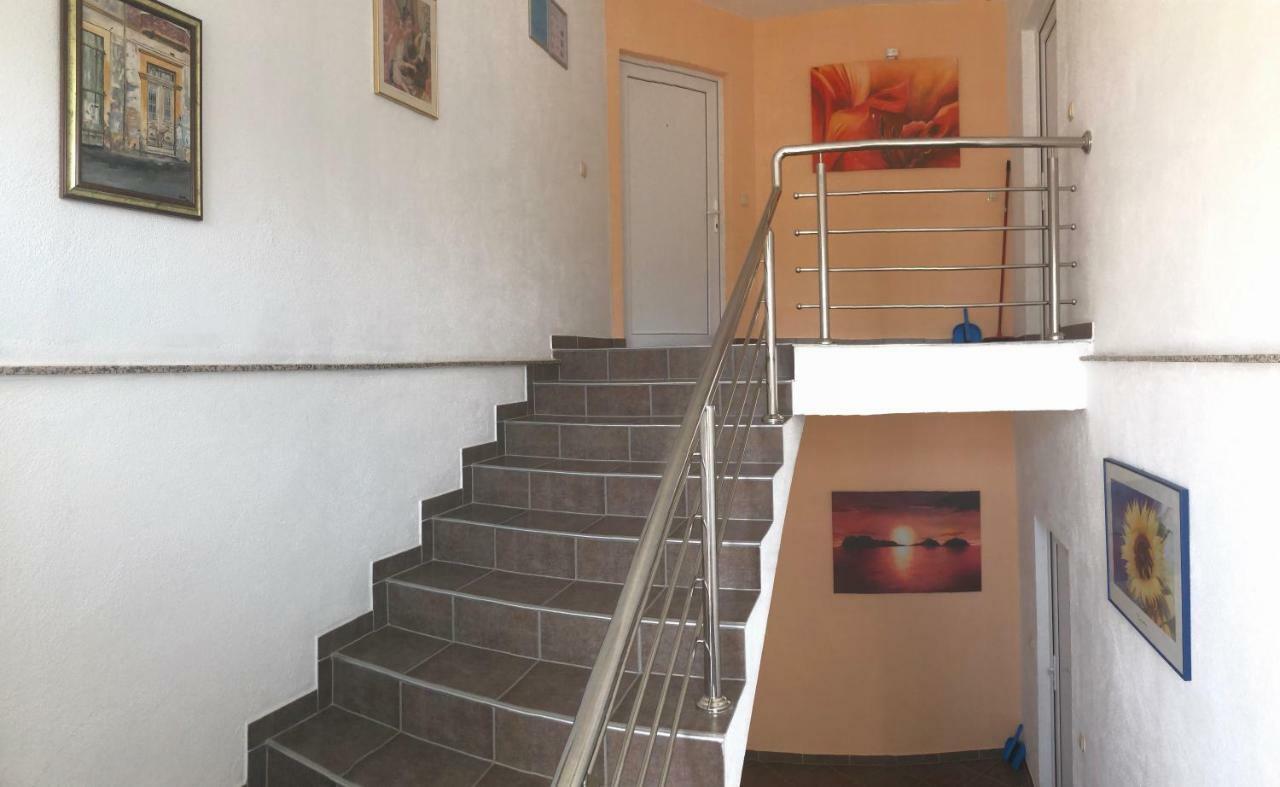 Miro Apartmani Razanac Exterior photo